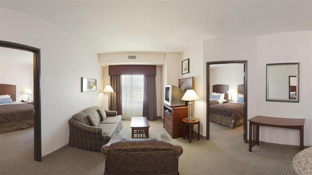 Staybridge Suites Plano - Richardson Area By Ihg Esterno foto